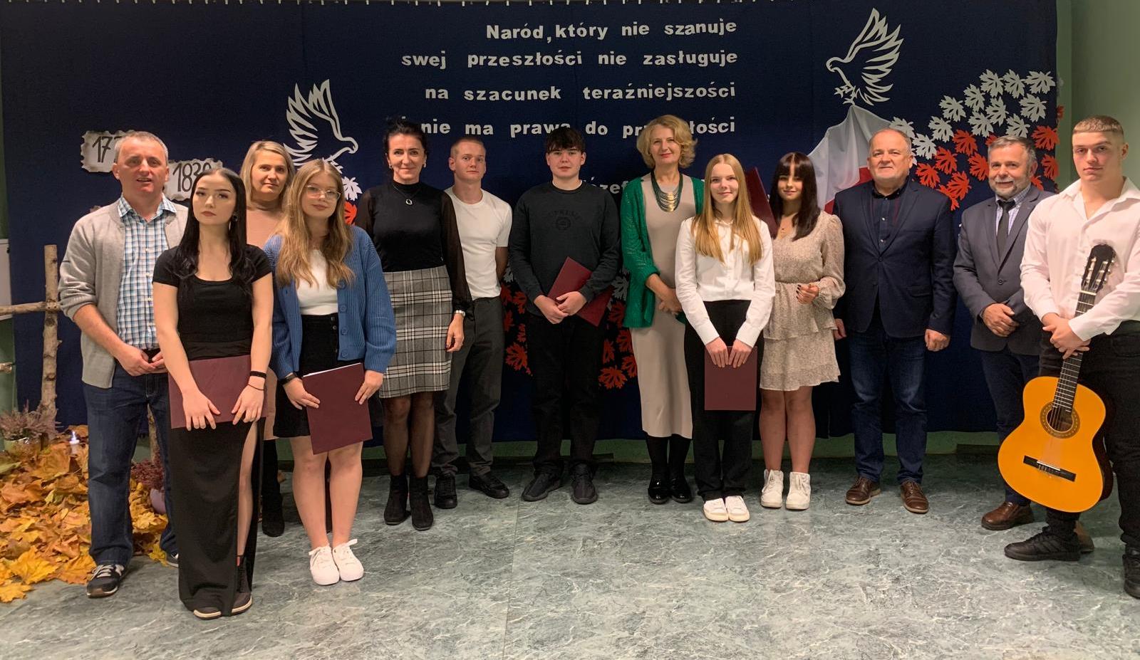 Wieczornica ,,11 Listopada”